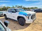 2026 Toyota Tundra Crewmax Sr Белый vin: 5TFLA5DB7TX339501