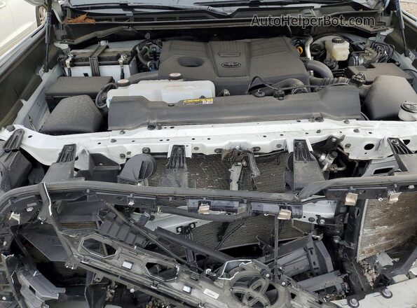 5TFMA5DB3SX326358 2025 TOYOTA TUNDRA White Вид задньої частини салону