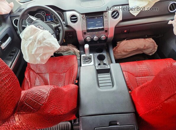 5TFRW5F1XGX199708 2016 TOYOTA TUNDRA Красный Вид панели приборов