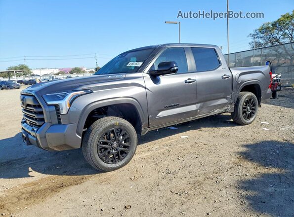 5TFWC5DB7TX121260 2026 TOYOTA LIMITED Серый Передняя левая четверть