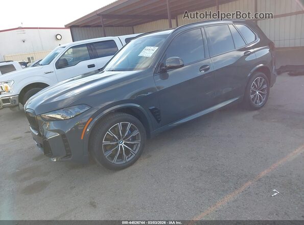 5UX13EU04S9W95566 2025 BMW X5 Серый Передняя левая четверть