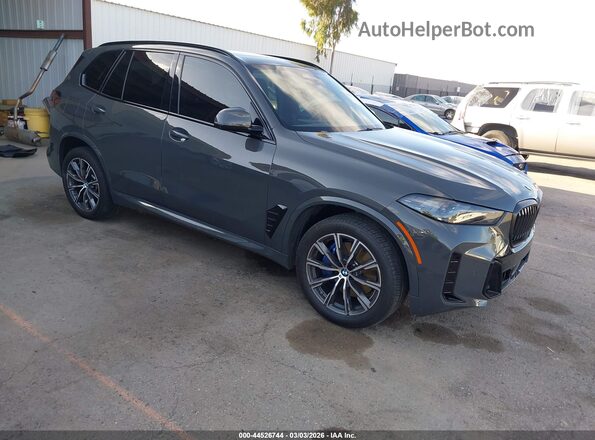 5UX13EU04S9W95566 2025 BMW X5 Серый Передняя правая четверть