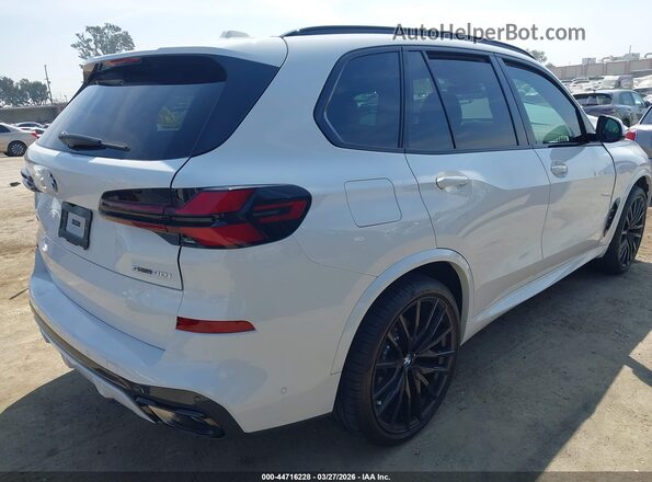 5UX13EU06S9W46157 2025 BMW X5 Белый Задняя правая четверть