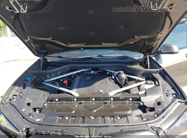 5UX13EU08T9280817 2026 BMW X5 Желто-коричневый Вид сзади