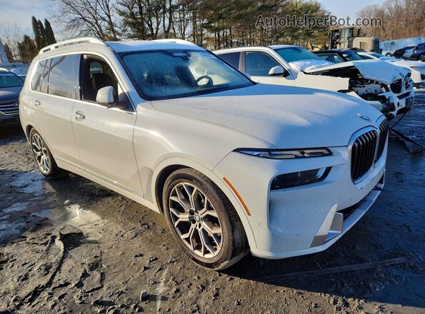 5UX23EM02S9W23009 2025 BMW X7 White Передня права чверть