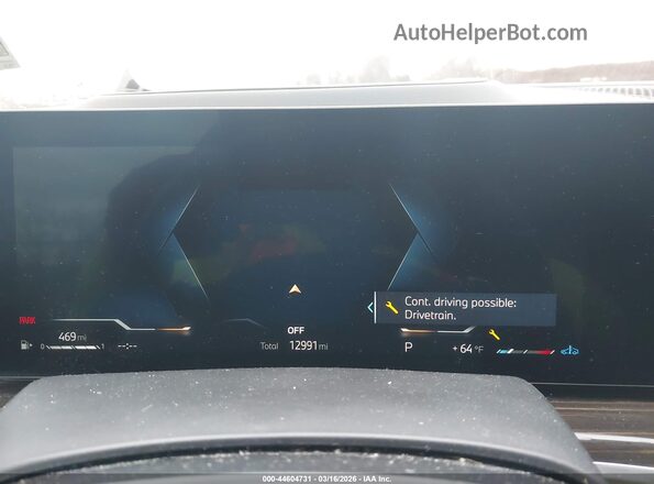 5UX23EM05S9Z99591 2025 BMW X7 White Vista de los asientos traseros