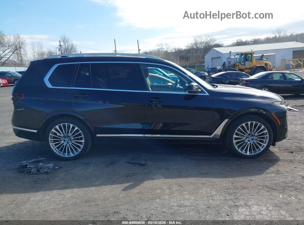 5UX23EM06R9T68486 2024 BMW X7 Black Vista interior trasera