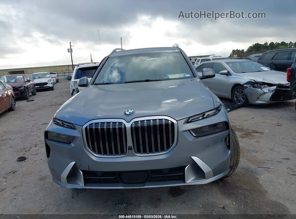 5UX23EM06R9V50477 2024 BMW X7 Gray Вид панелі приладів