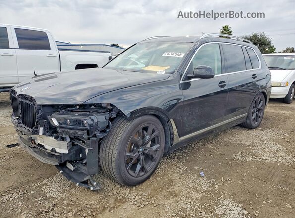 5UX23EM07S9Z37299 2025 BMW X7 Black Vista tres cuartos delantera izquierda