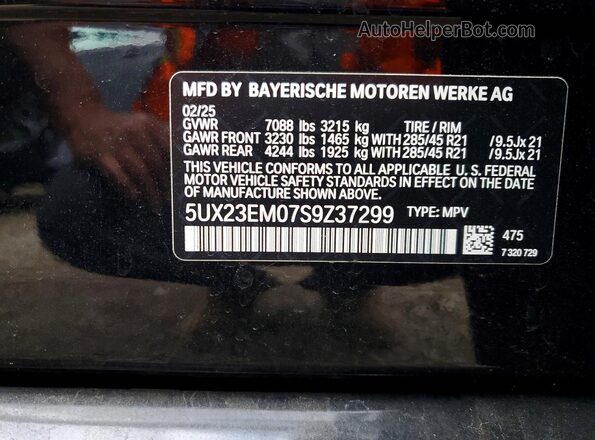 5UX23EM07S9Z37299 2025 BMW X7 Black Vista interior de 360 grados