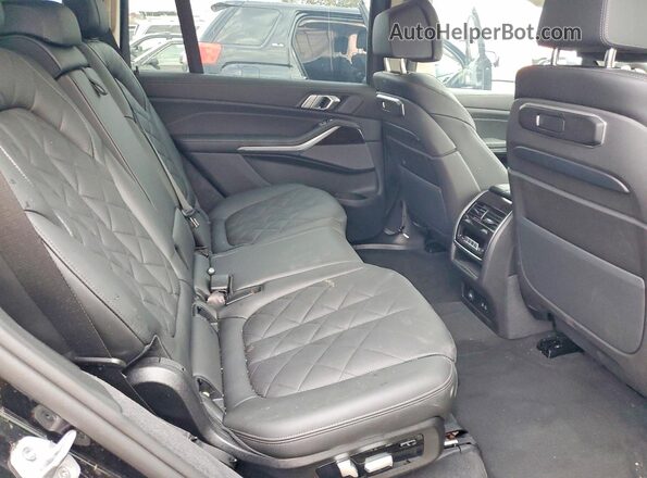 5UX23EM07S9Z37299 2025 BMW X7 Black Vista interior trasera