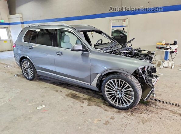 5UX23EM07S9Z89841 2025 BMW X7 Silver Առջևի աջ