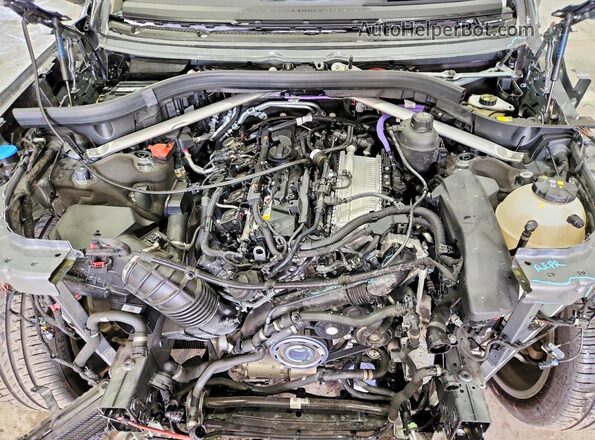 5UX23EM07S9Z89841 2025 BMW X7 Silver Շարժիչի բաժամունքի տեսք