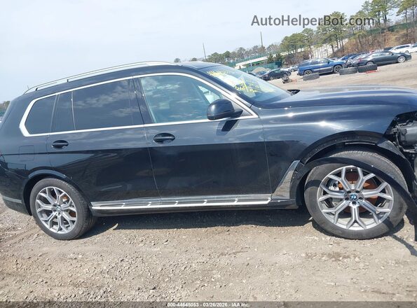 5UX23EM0XS9X84580 2025 BMW X7 Black Vista interior trasera