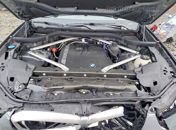 5UX23EU00S9W29598 2025 BMW X5 Gray Widok komory silnika