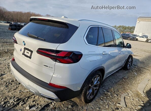 5UX23EU04T9052320 2026 BMW X5 Белый Задняя правая четверть