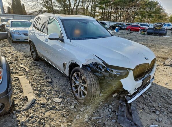5UX23EU04T9052320 2026 BMW X5 Белый Передняя правая четверть