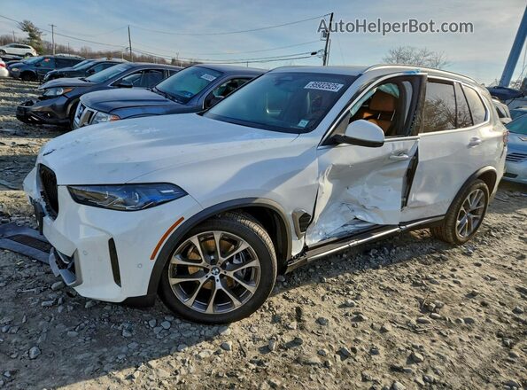 5UX23EU04T9052320 2026 BMW X5 Белый Передняя левая четверть