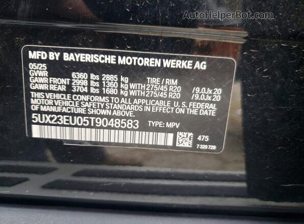 5UX23EU05T9048583 2026 BMW X5 Gray Vista del compartimento del motor