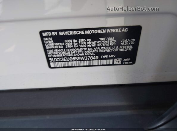 5UX23EU06S9W37849 2025 BMW X5 White Widok komory silnika