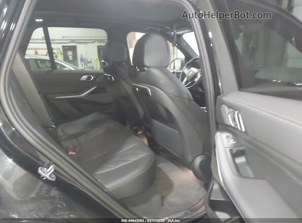 5UX23EU09T9101995 2026 BMW X5 Черный Вид наклейки с VIN-кодом
