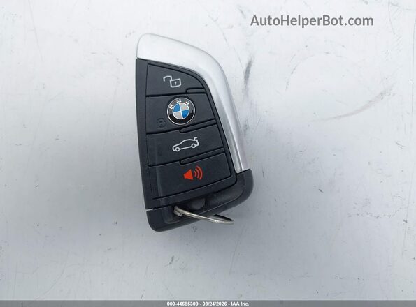 5UX2V1C02L9B79039 2020 BMW X4 Красный Вид панели приборов
