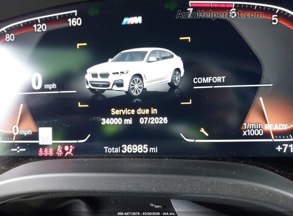 5UX2V1C06M9F26017 2021 BMW X4 White უკანა სავარძლების ხედი