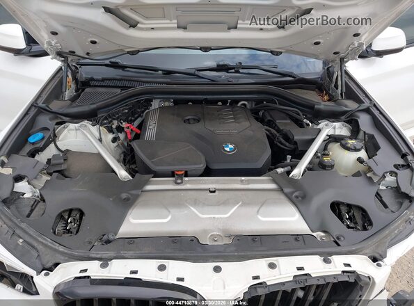 5UX2V1C06M9F26017 2021 BMW X4 White უკანა ხედი
