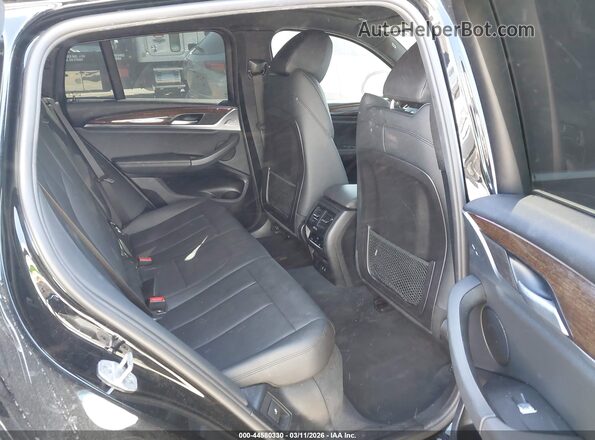 5UX2V1C08M9F13754 2021 BMW X4 Черный Вид наклейки с VIN-кодом