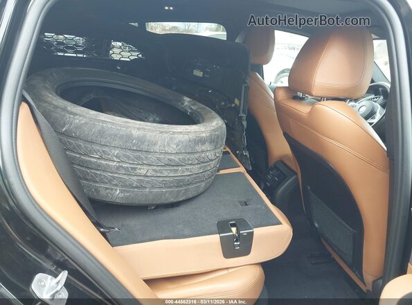 5UX2V5C01LLE69685 2020 BMW X4 Black Widok naklejki z numerem VIN