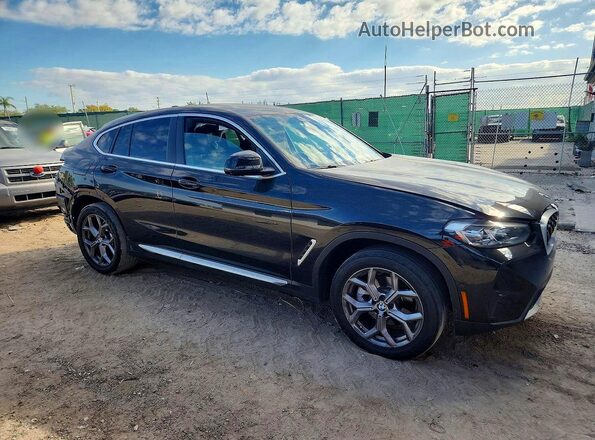 5UX33DT01P9T04692 2023 BMW X4 Black Передня права чверть