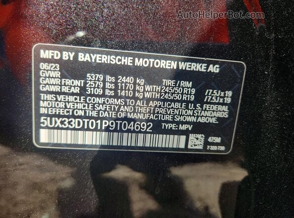 5UX33DT01P9T04692 2023 BMW X4 Black Панорамний вид салону 360°