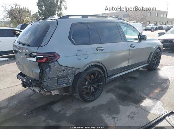 5UX33EM00P9P73325 2023 BMW X7 Silver Rear right