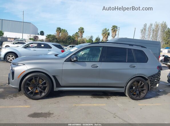 5UX33EM00P9P73325 2023 BMW X7 Silver 