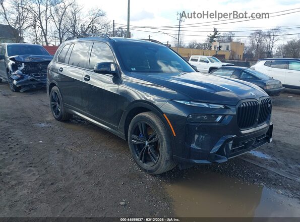 5UX33EM0XS9W22906 2025 BMW X7 Черный Передняя правая четверть