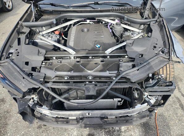 5UX33EX02R9V89213 2024 BMW X6 Серый Вид подкапотного пространства