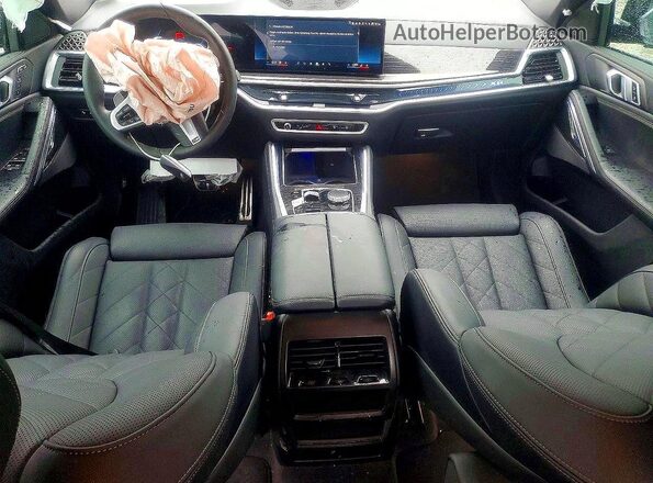 5UX33EX03S9Z08155 2025 BMW X6 Blue Vista del salpicadero