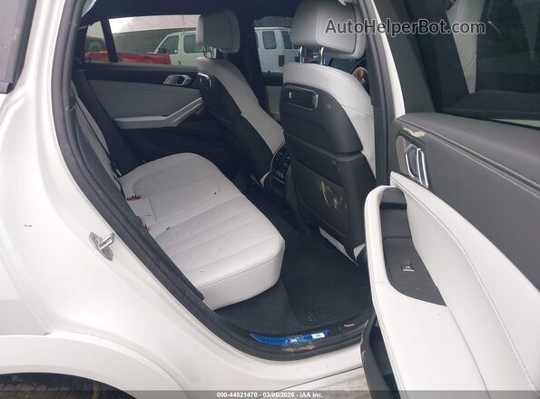 5UX33EX08S9006214 2025 BMW X6 Белый Вид наклейки с VIN-кодом