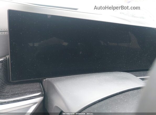 5UX33EX08S9006214 2025 BMW X6 Белый Панорамный вид салона 360°