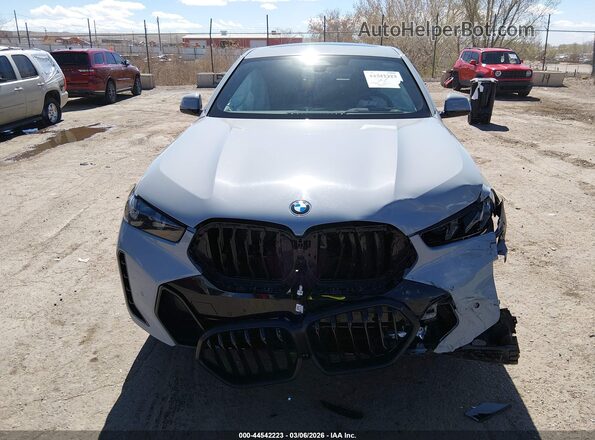 5UX33EX09T9232103 2026 BMW X6 Gray Widok deski rozdzielczej