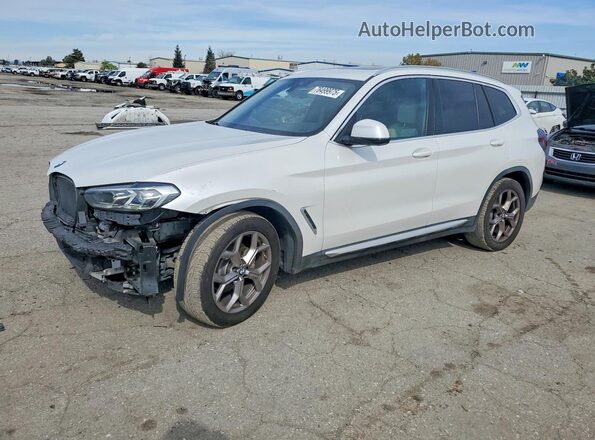 5UX43DP02N9J82095 2022 BMW X3 White Przód lewy