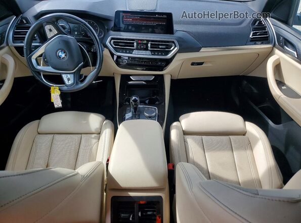 5UX43DP02N9J82095 2022 BMW X3 White Widok deski rozdzielczej