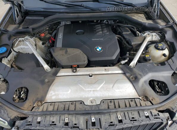 5UX43DP02N9J82095 2022 BMW X3 White Widok wnętrza z tyłu