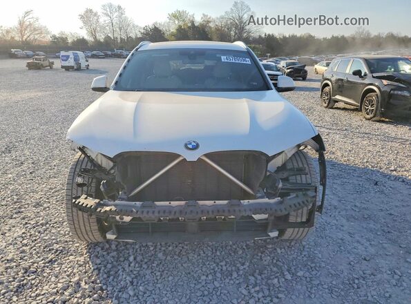 5UX43DP05N9M96467 2022 BMW X3 White Vista frontal