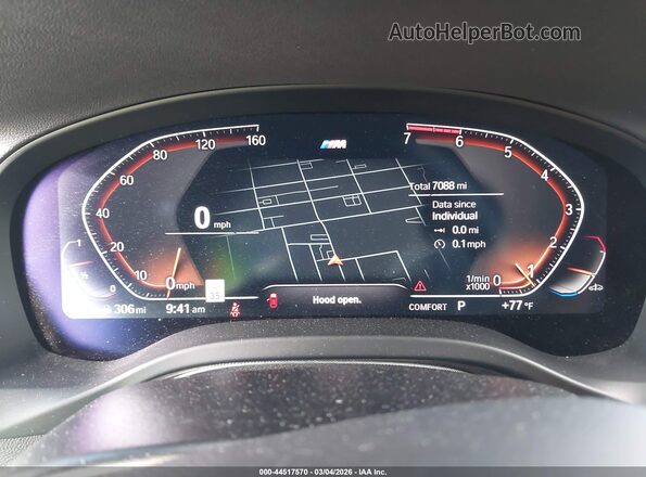 5UX43DP05R9V81640 2024 BMW X3 White Vista de los asientos traseros