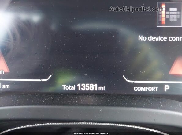5UX43DP05R9X17149 2024 BMW X3 White Vista de los asientos traseros