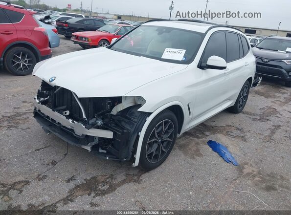 5UX43DP05R9X17149 2024 BMW X3 White Vista tres cuartos delantera izquierda