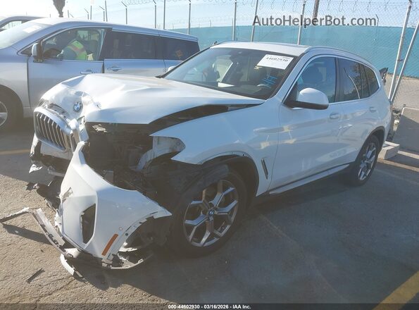 5UX43DP0XR9U43771 2024 BMW X3 White წინა მარცხენა ხედი სამი მეოთხედიდან