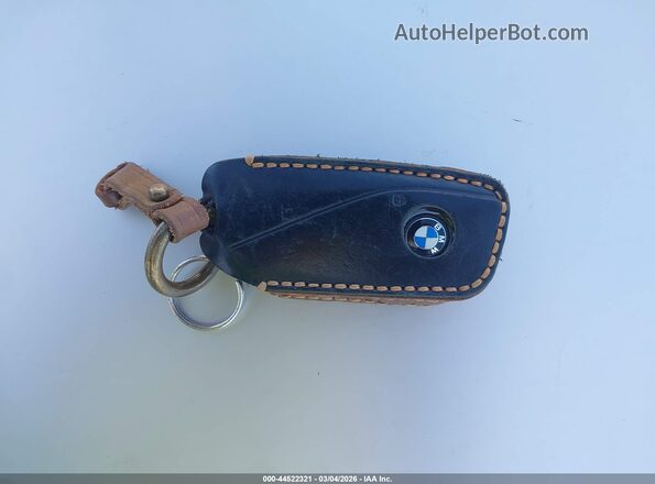 5UX43EU01R9S63167 2024 BMW X5 Серебряный Вид панели приборов