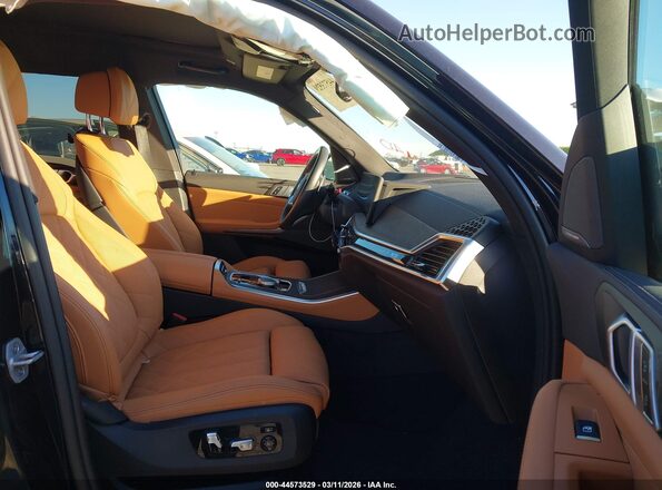 5UX43EU02S9Z67920 2025 BMW X5 Черный Вид салона спереди